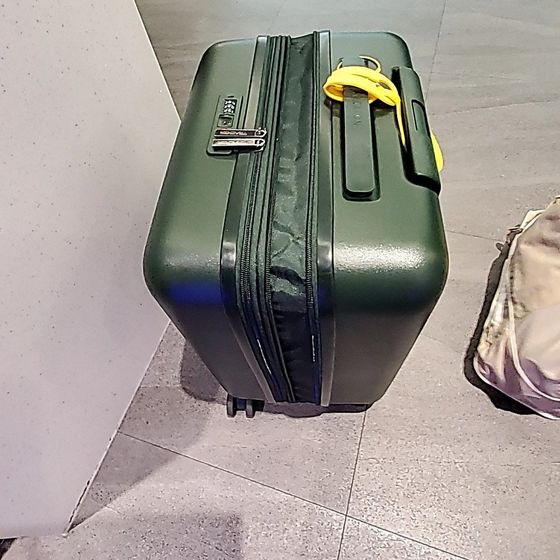 매장에 맡겨진 짐